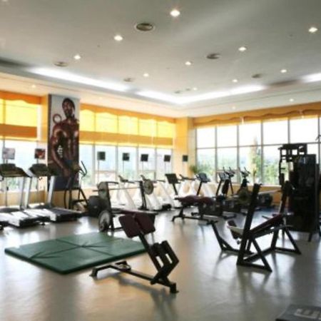 The K Hotel גייאונגג'ו מראה חיצוני תמונה