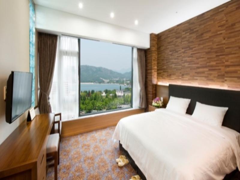 The K Hotel גייאונגג'ו מראה חיצוני תמונה